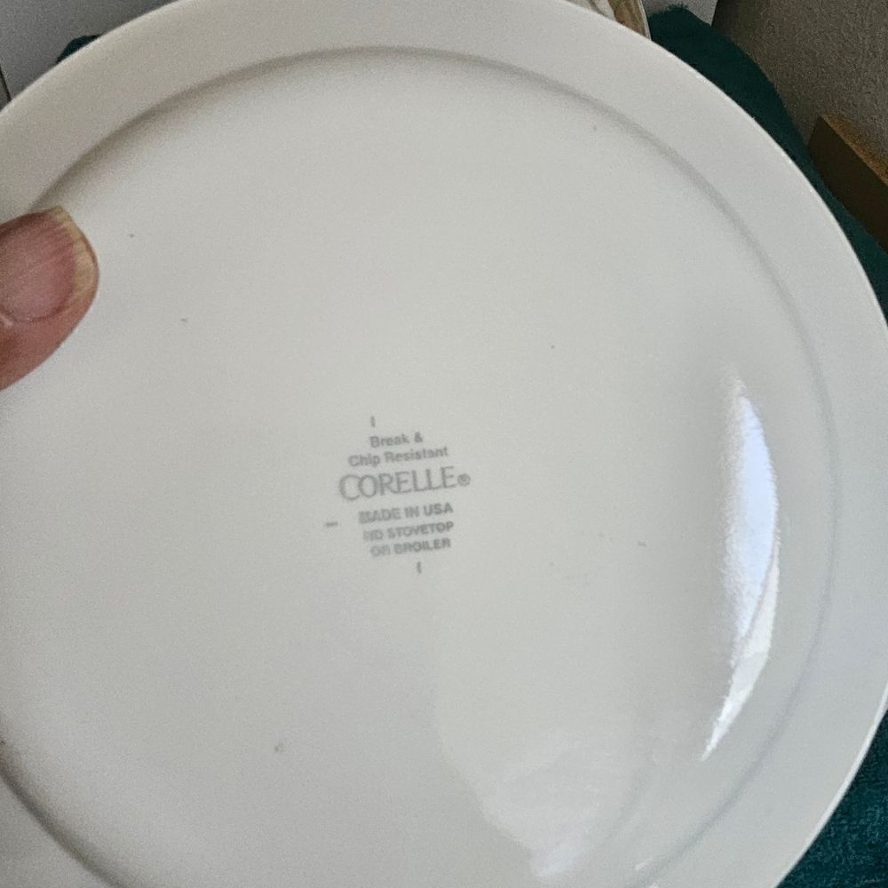 Corelle Textured Leaves - Picture 4 of 4